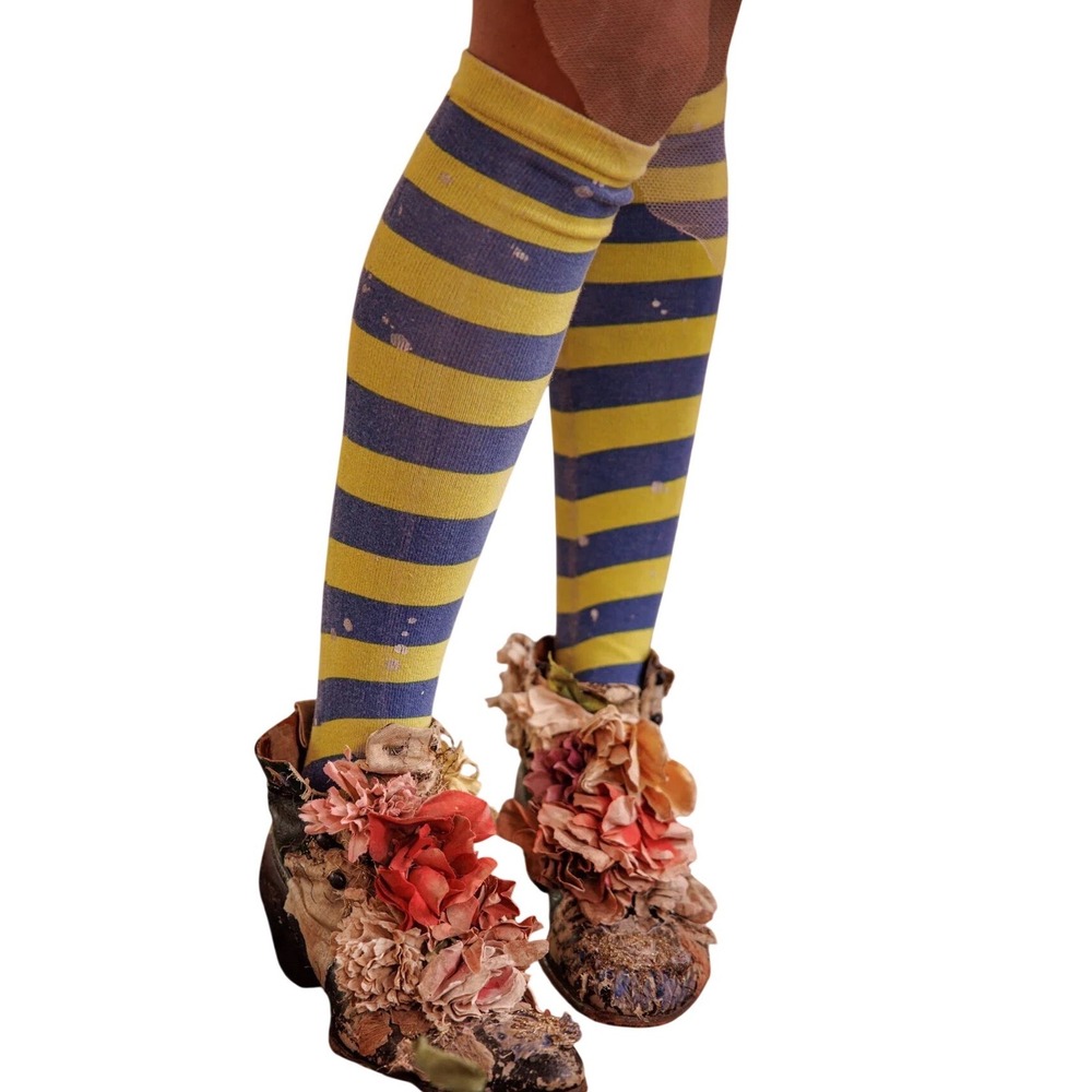 Magnolia Pearl Art Class OTK Over The Knee Socks Blue Yellow Striped 165
